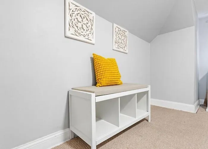 Apartment New Luxurious 5bd-2ba Duplex-free Wine-2car Parking *