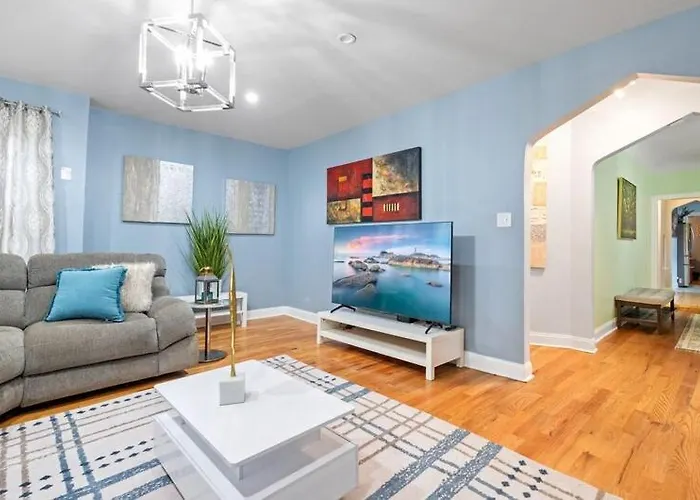 Apartment New Luxurious 5bd-2ba Duplex-free Wine-2car Parking *